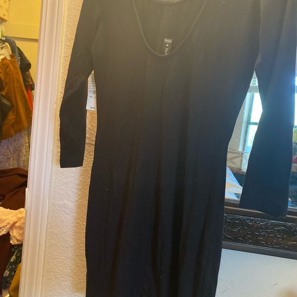 Dress - Picture 4 of 5